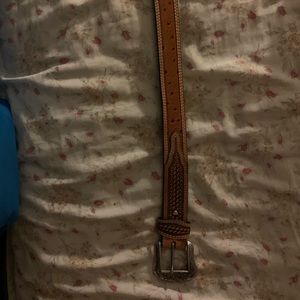 Nocona belt size 32